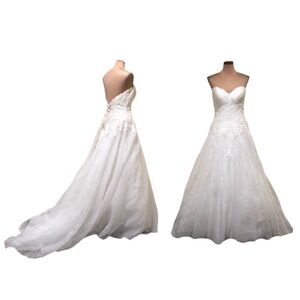 Rebecca Ingram Wedding Gown Size 8 Ivory Floral Chantilly Lace Sequin Dress